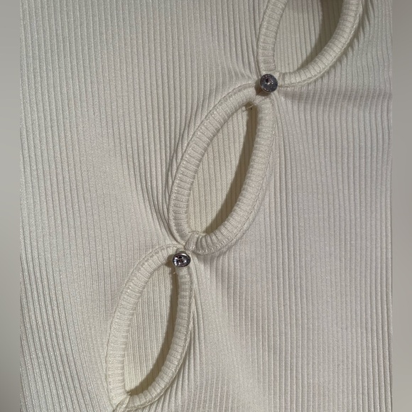 Ivory Rib Asymmetric Cut Out Racer Crop Top With Rhinestone Burtons. Size 4. - Picture 2 of 4